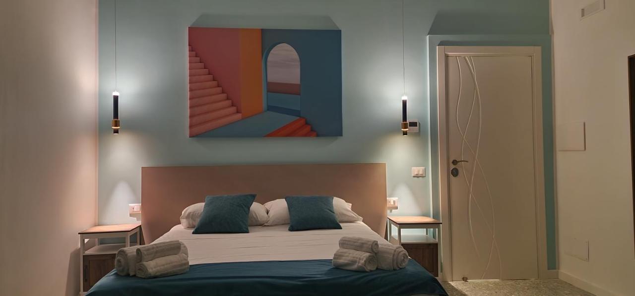 Appartamento B&B La Dimora Di Parthenope Napoli Bagian luar foto