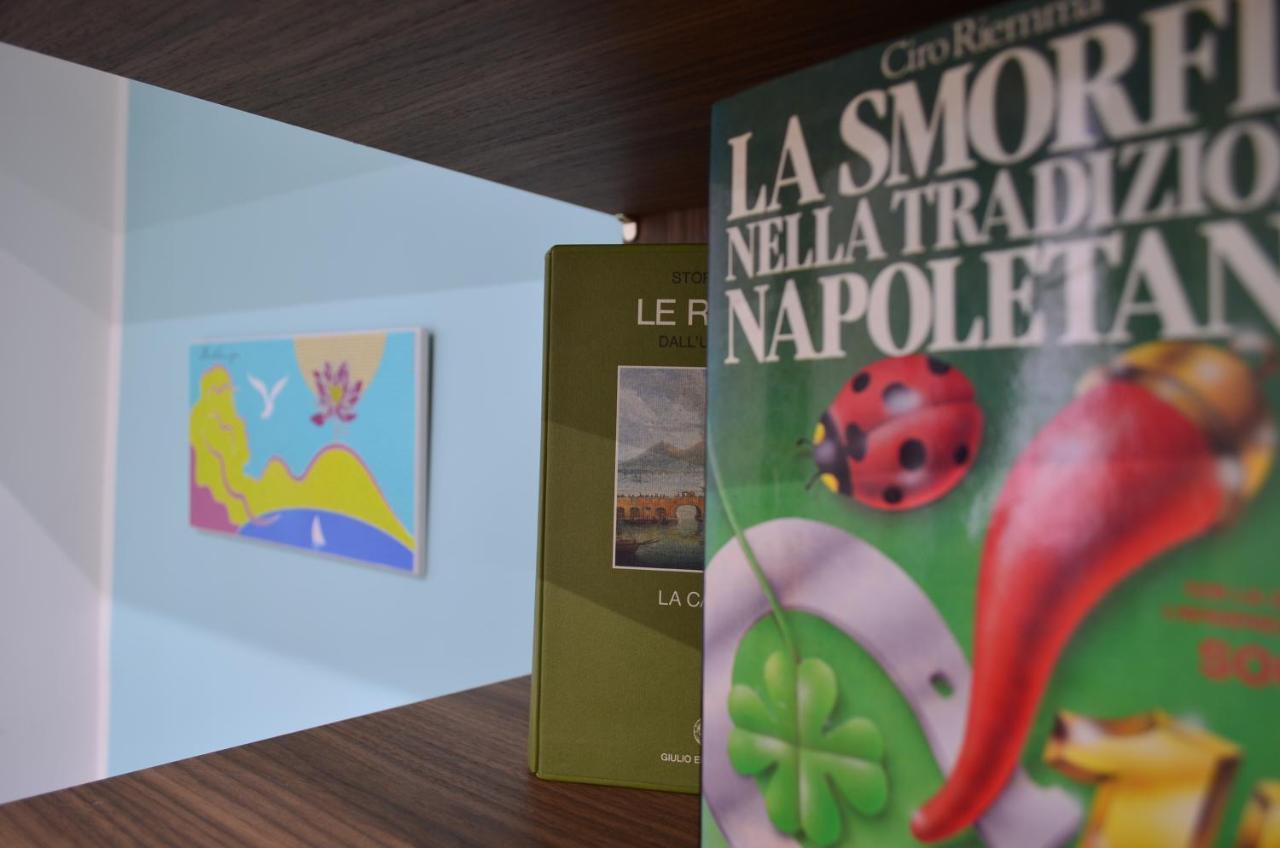 Appartamento B&B La Dimora Di Parthenope Napoli Bagian luar foto
