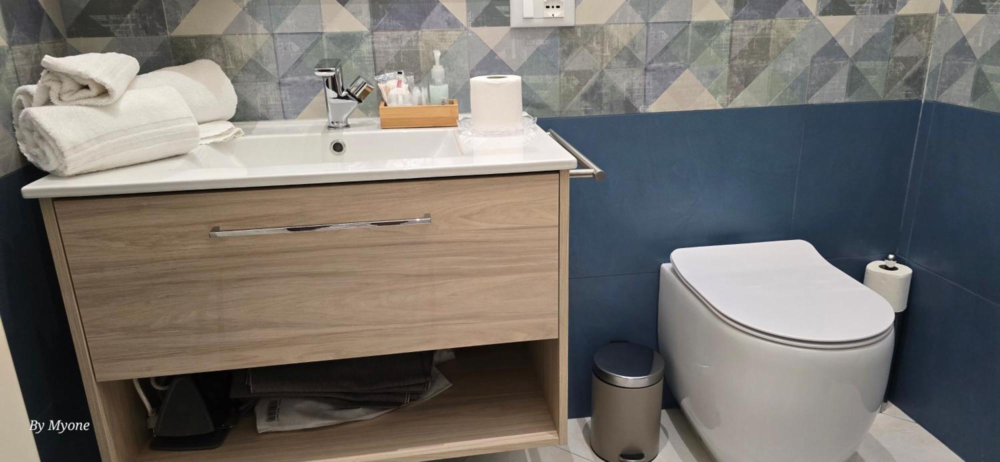 Appartamento B&B La Dimora Di Parthenope Napoli Bagian luar foto